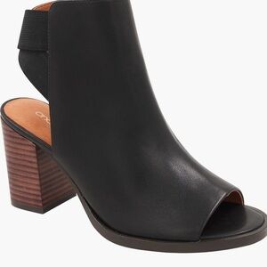 Andre Assous Black Women's Peep Toe Booties NWOT